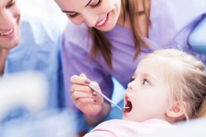 Лечение зубов детям