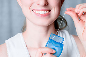 Как правильно выбрать и использовать зубную нить?